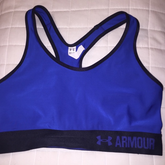 Under Armour Other - Under Armour Size M Sports Bra